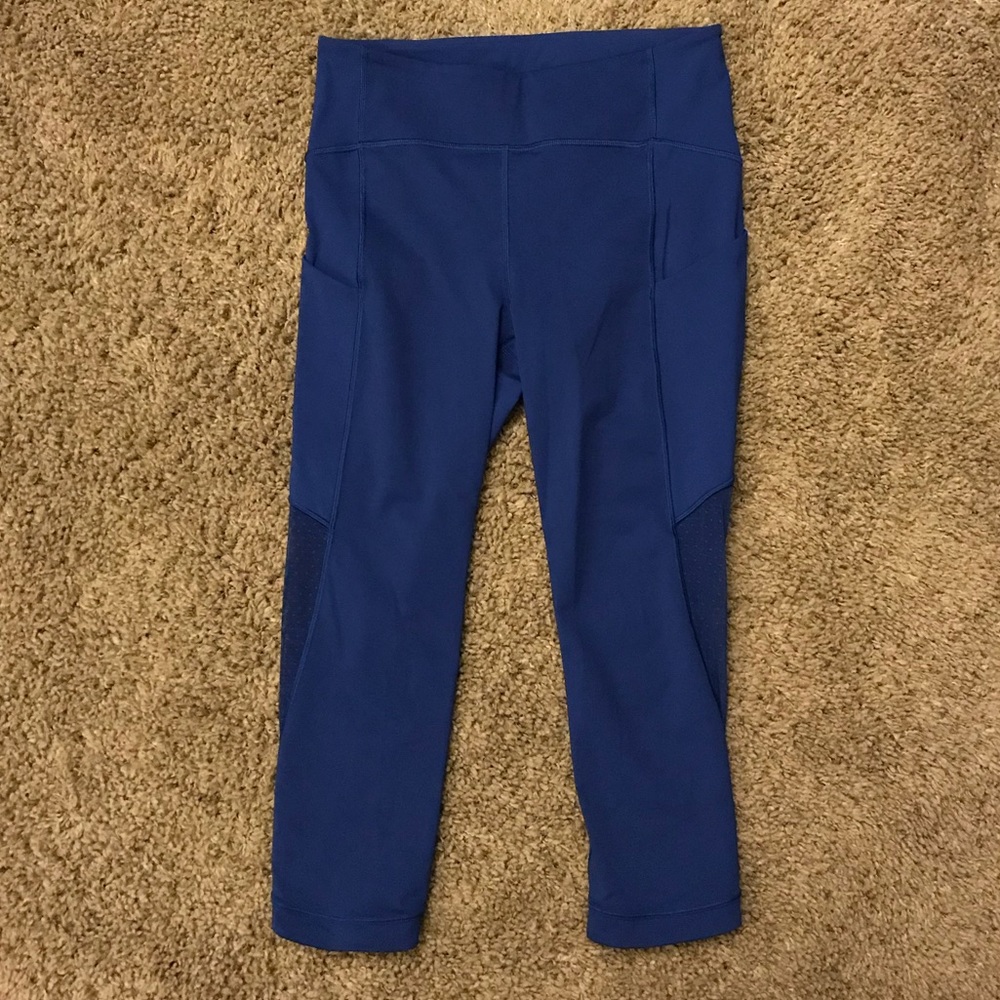 Lululemon crops